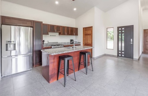 Mercedes Appartement | Journeys End-stunning Views In Gated Community