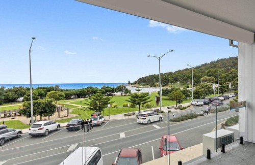 Lorne Appartement | JOY APARTMENT 2 - Appartement flambant neuf en bord de mer, vue, linge, wifi et plus