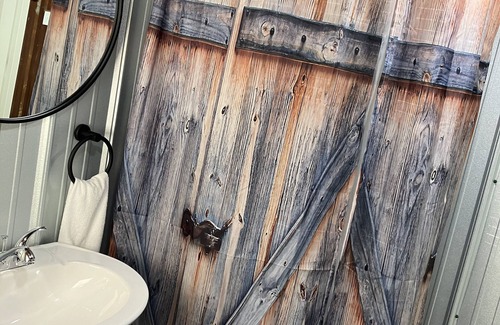 Jerusalem Cabine | Joy's Cabin