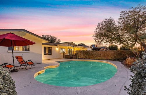 Tempe Villa | JOYFUL 5BED VILLA👙PRIVATE POOL🥩BBQ🏓GAMES