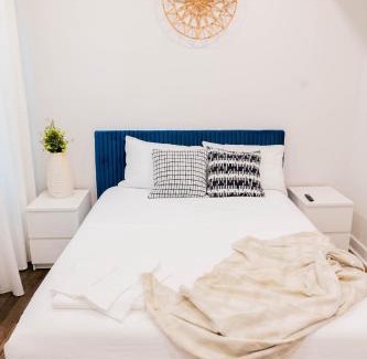 Weequahic Maison | Joynest Place