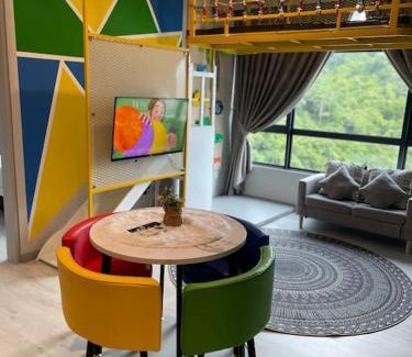 Downtown Kota Kinabalu Appartement | JQ#11 City View Slide LoftBed 2R1B 5pax near Suria Mall, Gaya St, SICC