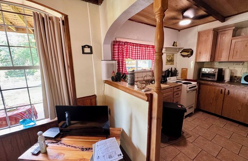 Edgar Cabine | Juanita’s Cabin , a Peaceful cabin in Central Florida. IG:@JUANITASCABIN