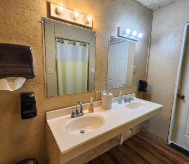 Hempstead Autre | Jubilee Ranch