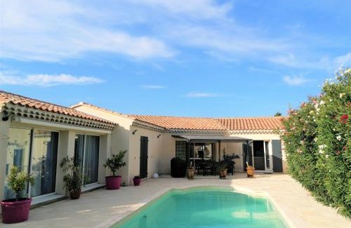 Eyragues Maison | JULIANA