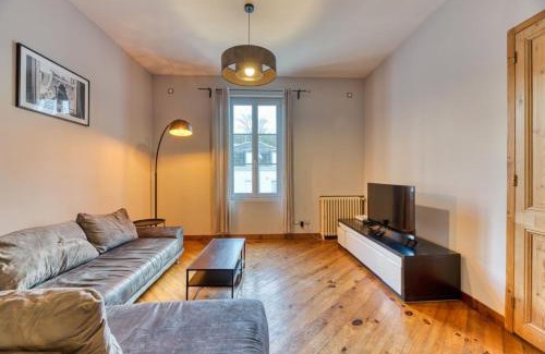 Grand-Couronne Appartement | Julie beau F6 rénové terrasse parking Rouen
