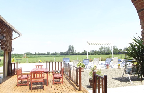 Larreule Cottage | JULIETTE - magnifiquement restauré grange avec une grande piscine et vue sur la montagne