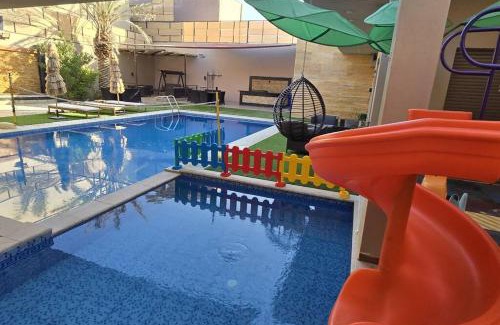 Al Rama Chalet De Ski | Jumeirah Chalet جميرا شاليه