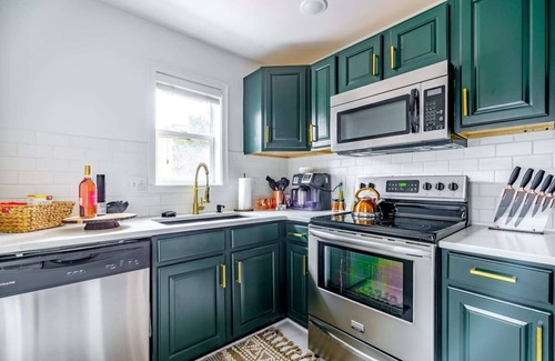 Italian Village Maison | Jungalow