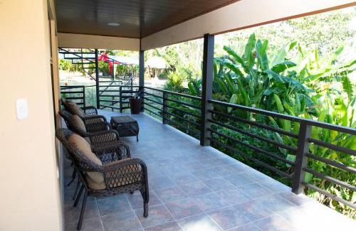 Cabuya Hôtel | Jungle Lodge at Wild Sun Rescue Center