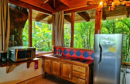 Manuel Antonio Station Balnéaire | Jungle et Ocean View Studios Manuel Antonio peut accueillir jusqu'à 16 personnes dans 4 studios