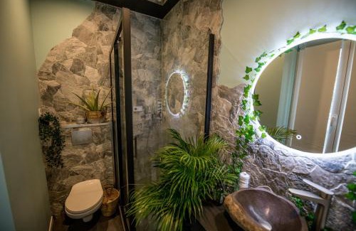 Plaine Centre Ville Appartement | JUNGLE ROOM évadez vous cosy luxe gare autoroute