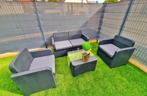 Muntzenheim Appartement | JUNGLE SPA-4 Pers-Jacuzzi-Parking-Jardin-Clim-Colmar