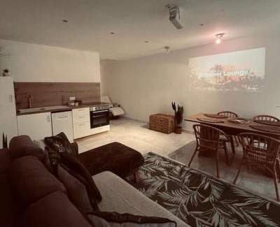 Gare Appartement | Jungle Suite, Jacuzzi à 7 min de la mer