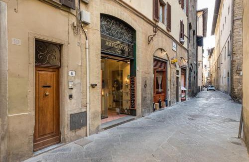 Duomo Appartement | Jungle suite mood behind Piazza Signoria