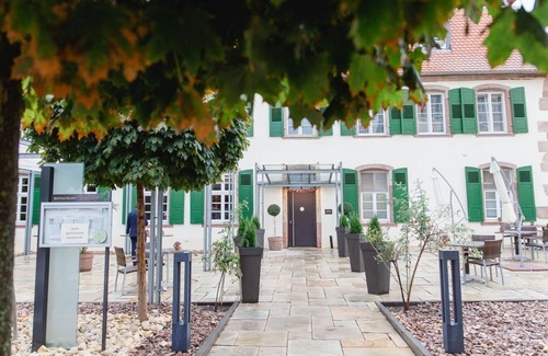 Bad Bergzabern Maison | Junior Suite, Dusche und Bad, Wc,doppelzimmer - Schlosshotel Bergzaberner Hof