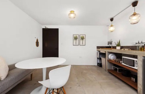 Santurce Appartement | Junior Suite Steps To Loiza Street & Best SJ Beach