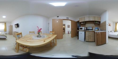 Tiszaujvaros Appartement | Juniperus Apartman