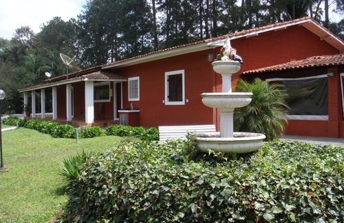 Juquitiba Maison | Site haut de gamme de Juquitiba avec 29 lits et loisirs