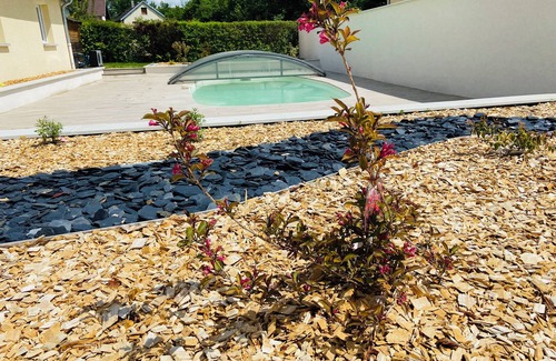 Marigny Maison | JURA - Lac de Chalain - Maison Récente avec Piscine Normes PMR 6 Personnes