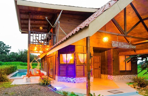 La Fortuna Cabine | Juste une maison de rêve - idéal pour les familles ou les amis-WIFI, A / C