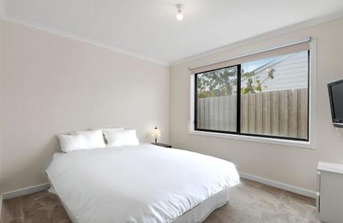 Indented Head Maison | Just Beachy