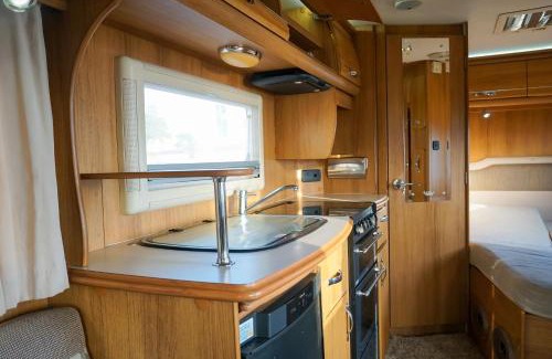 Seeduwa - Katunayake Autre | JUST CAMP IT Campervans and Motorhomes - Colombo City and Bandaranaike International Airport Arrivals Car Park