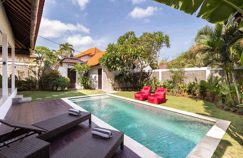 Petitenget Villa | just walking distance to petitenget beach