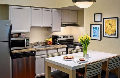 Omaha Hôtel | Just What You Were Looking For! 3 Pet-Friendly Units, Pool, Free Breakfast