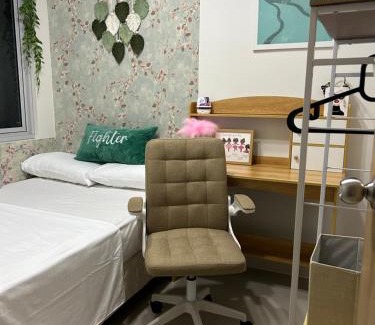 San Bartolome Appartement | JustRelax Staycation at Vine Residences
