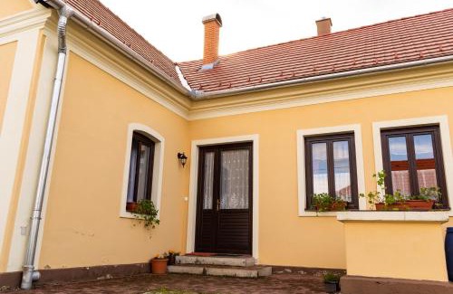 Kerkaskapolna Appartement | Kápolna Vendégház