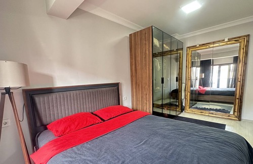 Bornova Appartement | Küçükpark civarı 1+1 Klimalı daire