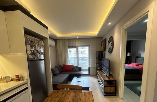 Bornova Appartement | Küçükpark civarı 1+1 Klimalı daire