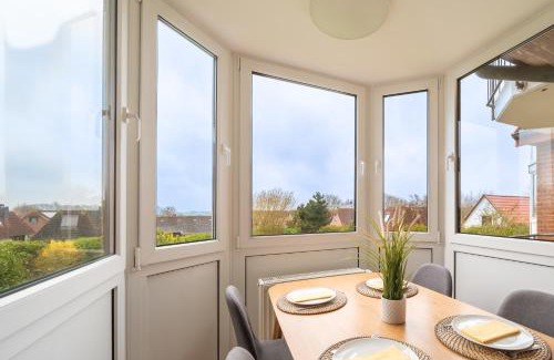 Cappel-Neufeld Appartement | Küstenperle Nordsee mit Balkon und Sauna