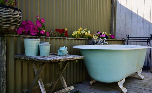 Tawharanui Maison | Kākā Ridge Retreat Luxury Cottage