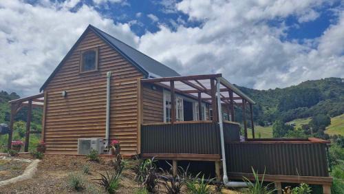 Tapu Maison | Kōtare Cabin, Thames Coast