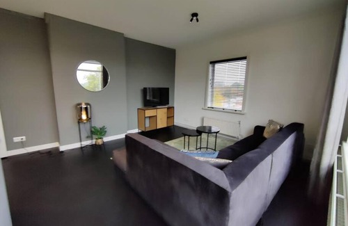 Eindhoven Appartement | k50159 Spacious and modern apartment near the city center, free parking