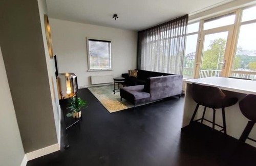 Eindhoven Appartement | k50159 Spacious and modern apartment near the city center, free parking