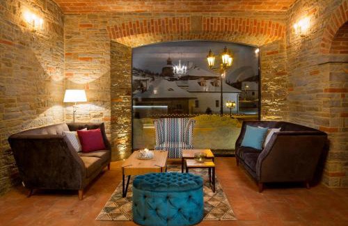 Vysny Kubin Hôtel | Kaštieľ Kubínyi