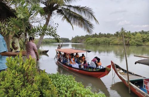 Kadalundi Maison | Kadingis homestay and eco tourism