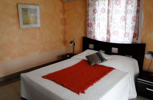 Coromandel Maison | Kafé Marron: Guesthouse, 100m from beach. 4 rooms for rent, half-board option