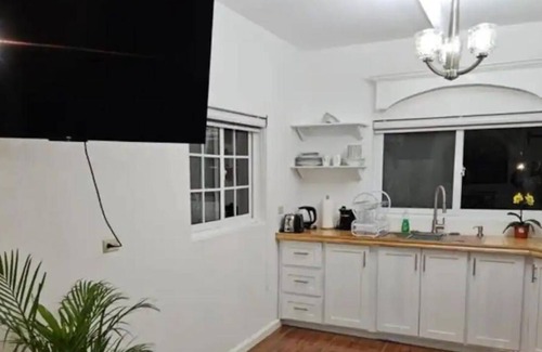 Port Antonio Villa | Kai's Place @ Tim Pappies 3rd Floor luxury villa