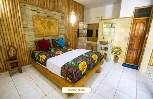 Anturan Maison | Kaia Lovina Guest House Junior Suite