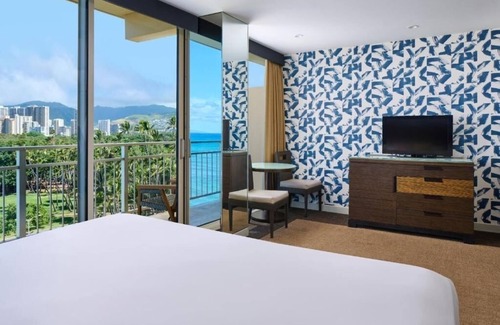 Diamond Head - Kapahulu - St. Louis Hôtel | Kaimana Beach Hotel | Ocean View King | Wake Up to Ocean Views