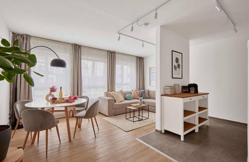 Kaiserslautern Appartement | Kaiserslautern - Bella, im Expressionistischen Stil