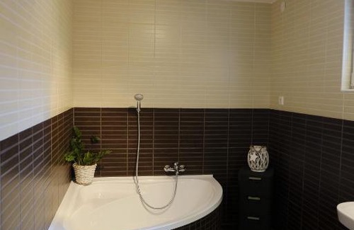 Balatonfokajar Appartement | Kajári Apartmanház