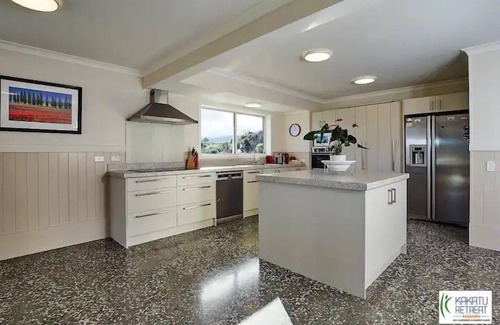 Kaikoura Appartement | Kakatu Retreat - Mountain View, Kakatu Retreat | Mountain View | Breakfast Included