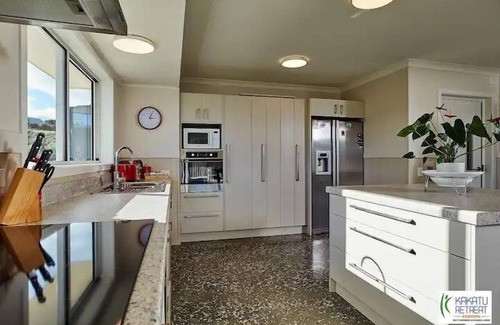 Kaikoura Appartement | Kakatu Retreat - Swallows Nest, Kakatu Retreat | Swallows | Nest | Breakfast Included