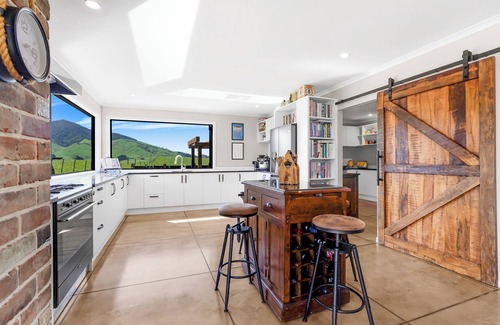Otorohanga District Maison | Kakepuku View and Spa Retreat - Te Awamutu