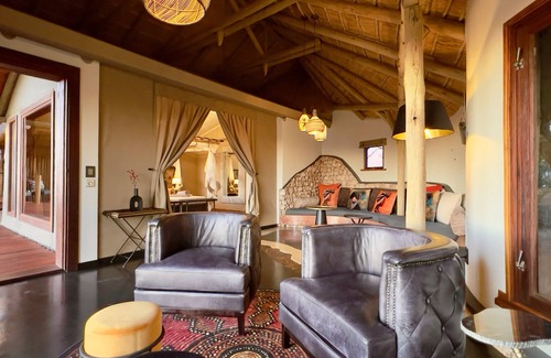 Namibia Cabine | Kalahari Red Dunes Lodge l Ondili